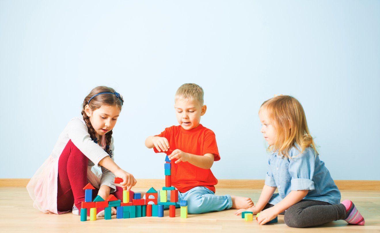 Illustration4 - Juratoys